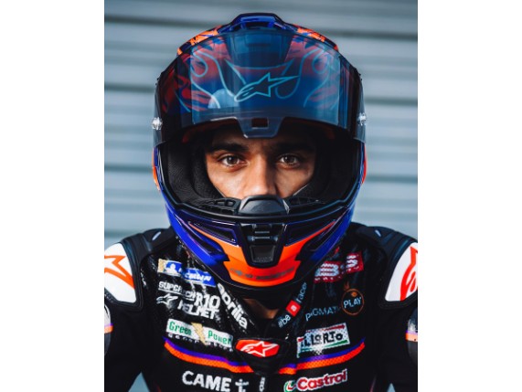2025_Jorge_Martin_FLYTE_Image_Banners_1440 x 1800_Jorge_Martin_Flyte_LE Helmet_4