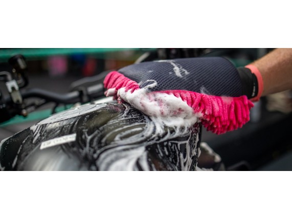 210 1144_20411_Wash_Glove_5037835209525_3