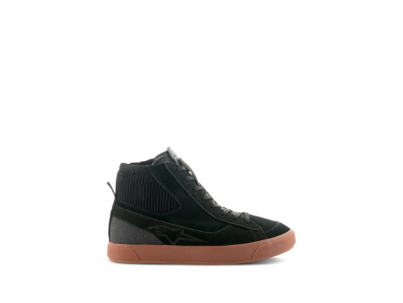 2540124-1084-r3_stated-shoes_a3e2a130-574b-4194-89fb-887091948c51