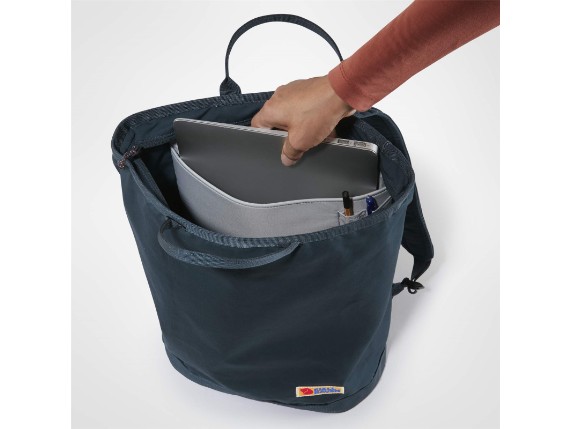 27240-638 7323450522711_FW19_fvrc_vardag_totepack_fjaellraeven_21
