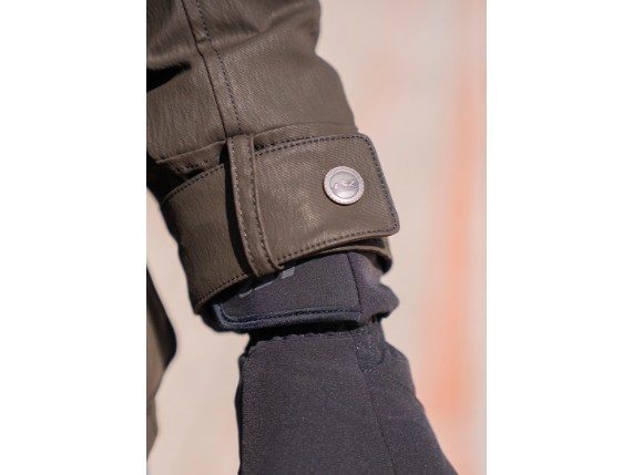 303A24-7CEF0D-1755508492