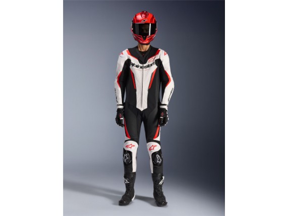 3150526_233_GP_FORCE_V2_LEATHER_SUIT_1_PC_HELMET_FR