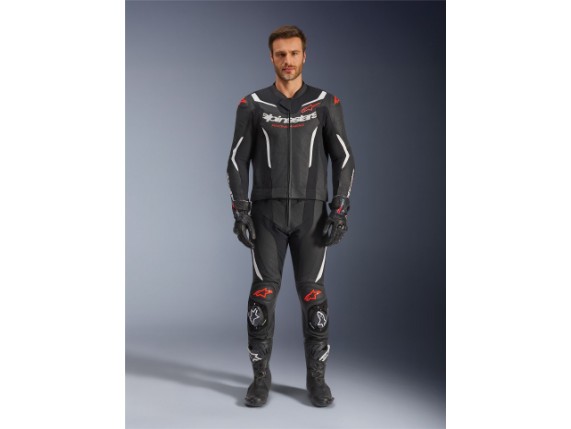 3160126_1231_GP_FORCE_V2_LEATHER_SUIT_2PC_FR