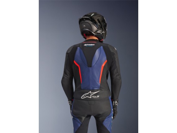 3160126_1739_GP_FORCE_V2_LEATHER_SUIT_2PC_HELMET_BA_3X4