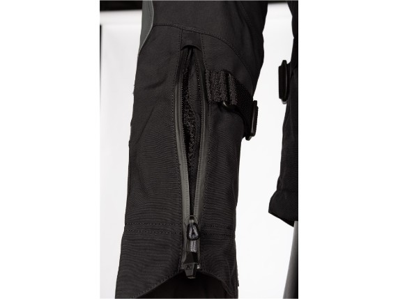 3721-002_Stealth Black_19
