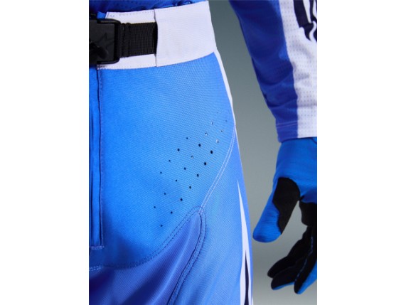 3721626-7262_r8-Racer-Air-Portl-P