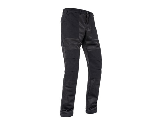 3U7A8400_JP8001_AeroMeshPant_web_02_MainGroup_Isolated_020_black_lowres