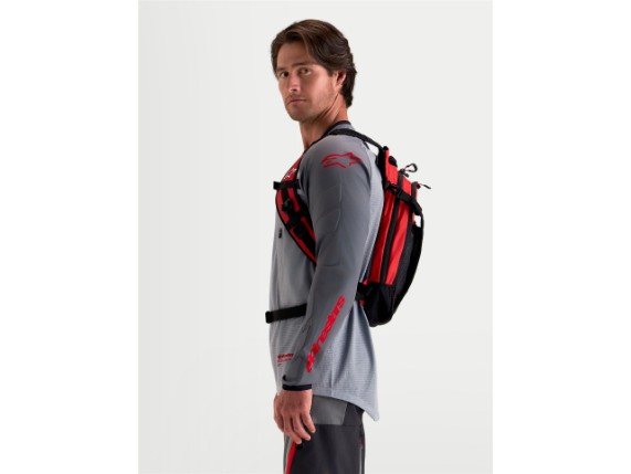 6100127_1303_AT-9_BACK_PACK_r5 2