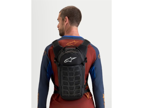 6100127_1614_AT-9_BACK_PACK_r1