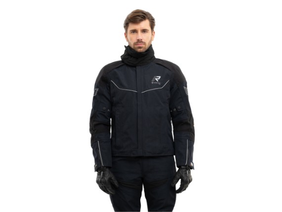 7_70222_722_R_990_modelcropped