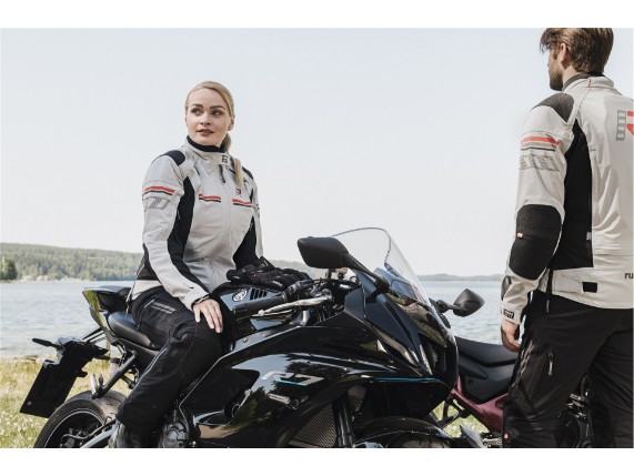 7_70224_&_70226_771_R_200_Brand-03_ArmaTou-R_&_ArmaTou-R Lady