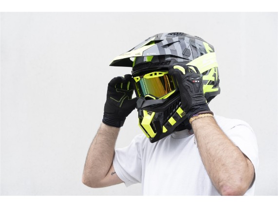7201002054_LS2_AURA_PRO_GOGGLE_BLACK_YELLOW_IRIDIUM_6934432895030_Helmet_2