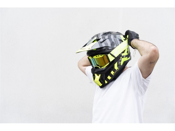 7201002054_LS2_AURA_PRO_GOGGLE_BLACK_YELLOW_IRIDIUM_6934432895030_Helmet_4