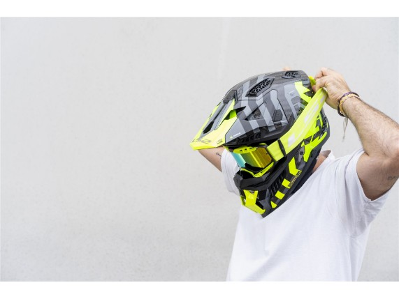 7201002054_LS2_AURA_PRO_GOGGLE_BLACK_YELLOW_IRIDIUM_6934432895030_Helmet_6