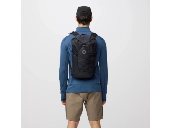 abisko_hike_lite_20_m_l_23200353-550_n_model_2533