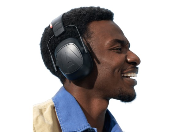 alpine-defender-earmuffs-use