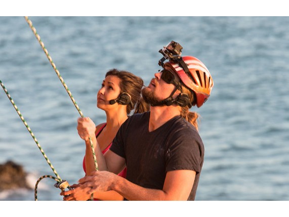 audio-couple-slider-thmb