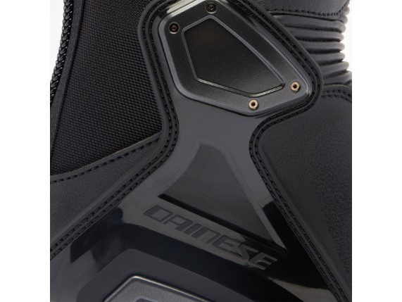 axial-2-boots-black-black7