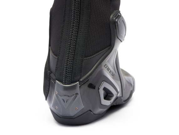 axial-2-boots-black-black9