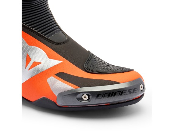 axial-2-boots-black-red-fluo4
