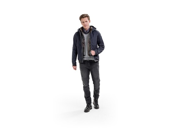 FSO014_0010_revit_stealth_2_jacke_schwarz_model_blau_3