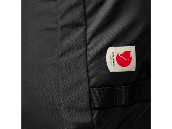 High_Coast_Duffel_22_23200266-550_DETAIL_FJR_4