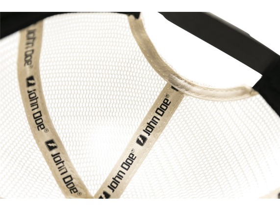 JDP1010_Trucker_Hat_Black_White_HR_50A9633