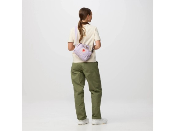 kanken_crossbody_23200271-457_c_model_2745