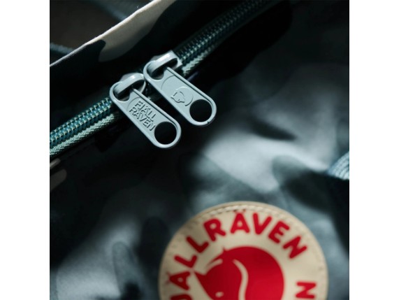 kanken_graphics_23200356-577-986_m_model_0186