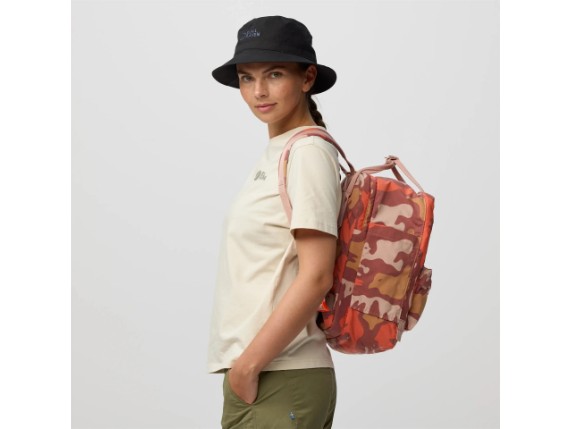 kanken_graphics_laptop_15_23200359-302-986_e_model_2156