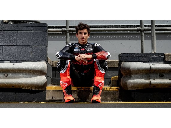 MM93_PDP_Desktop_template_width_1800_Options_02