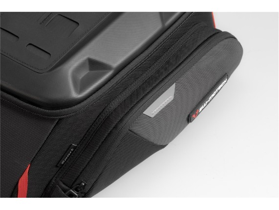 Outer_pockets-2