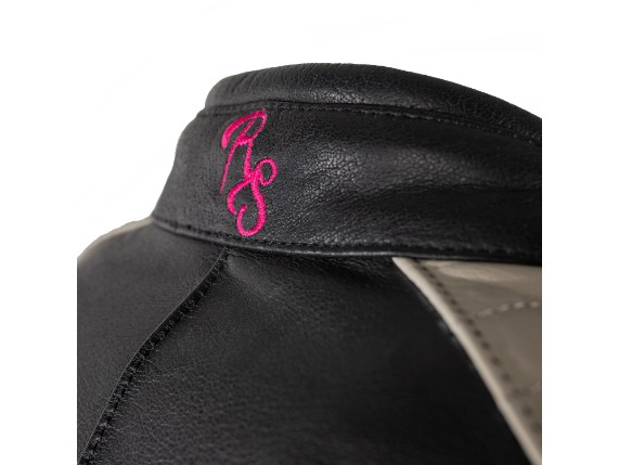 RustyStictes_Detail_Alice_Black-Grey_FluoPink_2