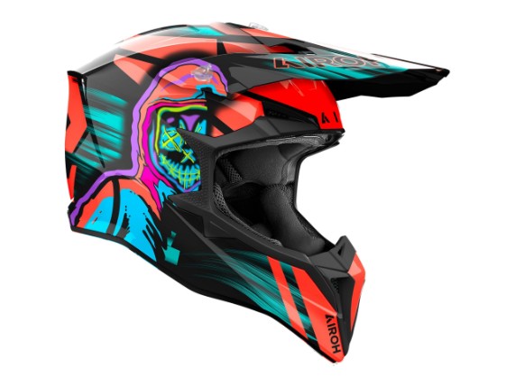 AI40040041_1