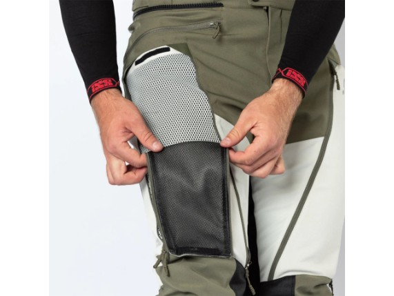 X2-055405-097_model_09_Venture_Air_1-0_Pants_olive