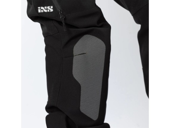 X2-055605-003_model_05_Women_s_Venture_Air_1-0_Pants_black