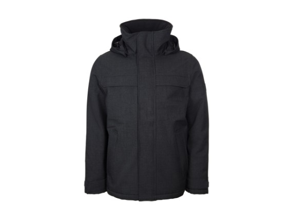 1011056_105000_undercover_1_pr_sRGB_300ppi