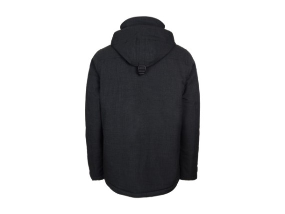 1011056_105000_undercover_2_pr_sRGB_300ppi