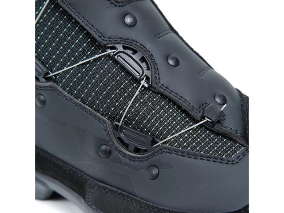 infinity-3-gtx-black7