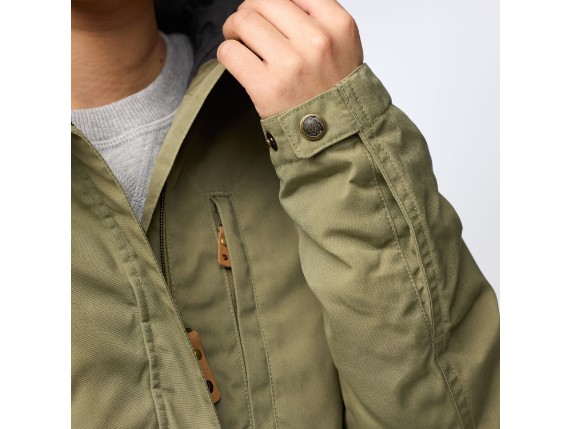 Kiruna_Padded_Parka_W_89644-620_N_MODEL_FJR