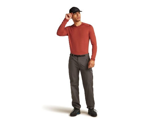 SS25-BM-W-Men Merino 200 Oasis LS Crewe-1043650BA_04