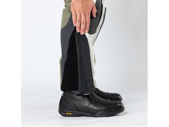 X2-005405-097_model_15_Venture_GTX_1-0_Laminated_Pants_olive