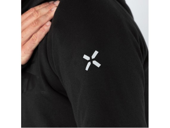 X2-343405-003_model_04_Rapid_1-0_Hoodie_black