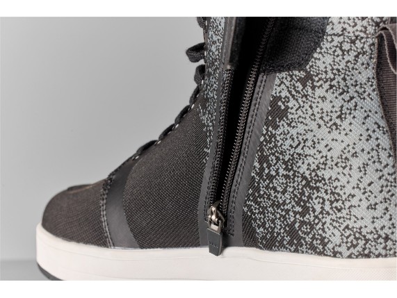 10358_Urban-K_CE_Mens_Boot_Closeup2