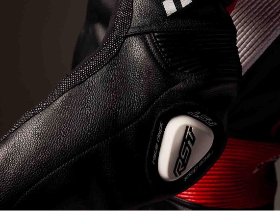 RST Race Dept V4.2 D30 Airbag eintilige Lederkombi (schwarz)