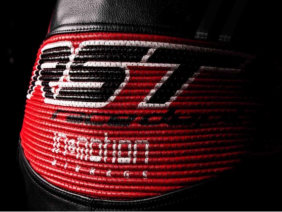 RST Race Dept V4.2 D30 Airbag eintilige Lederkombi (schwarz)