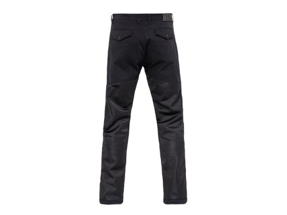 3U7A8413_JP8001_AeroMeshPant_web_02_MainGroup_Isolated_050_black_lowres