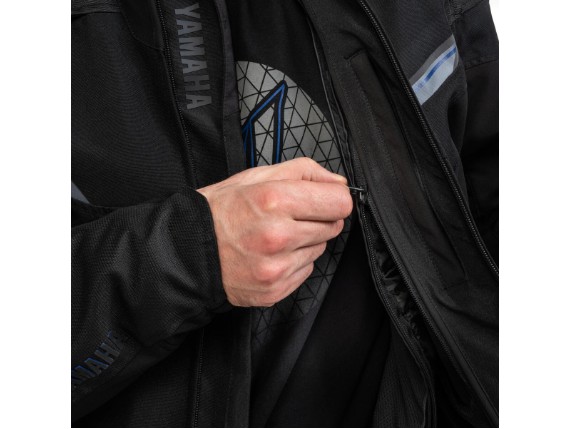 A21-BJ102-B4-0L-MT-Winter-jacket--Male-Studio-008_Tablet