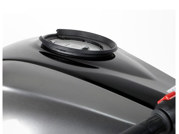 BF04, Tankbefestigung Givi für Tankrucksac