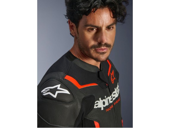 Medium-3100326_1030_GP_FORCE_V2_LEATHER_JACKET_AIRFLOW_DT2